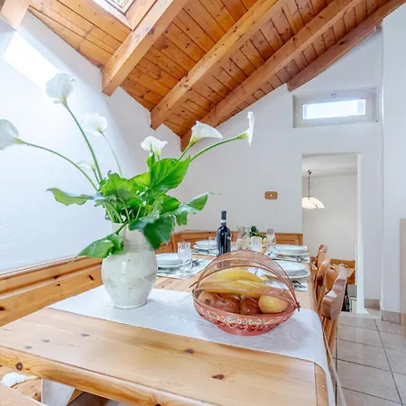 Casa Elvira Apartment Savignone